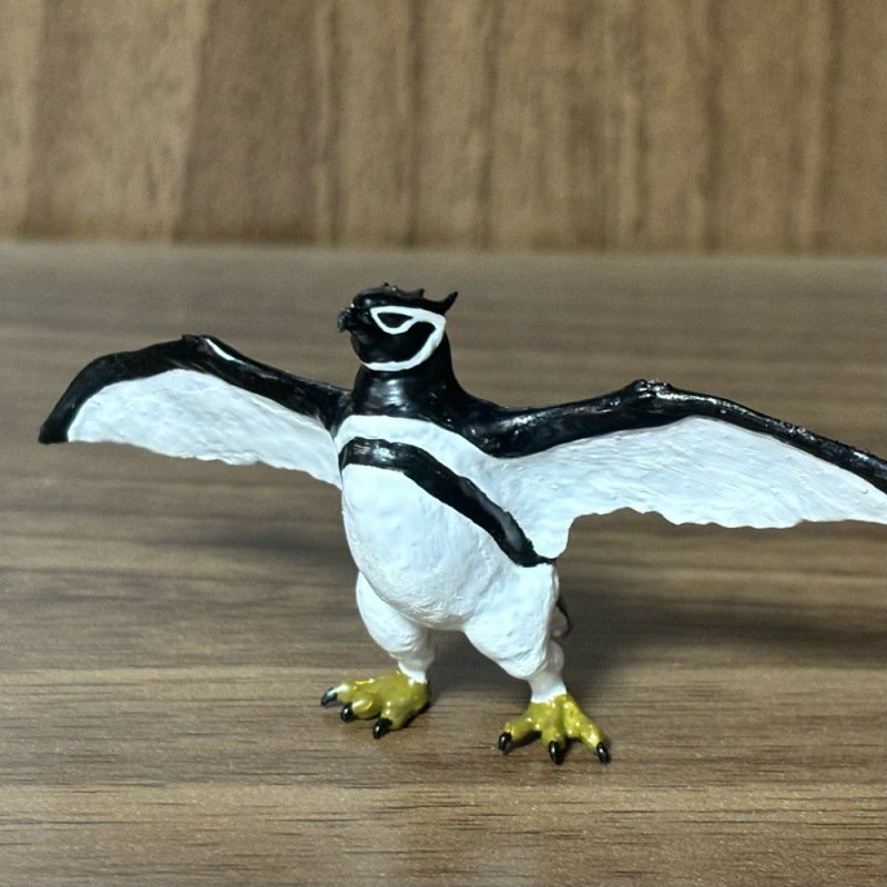 空飛ぶペンギン