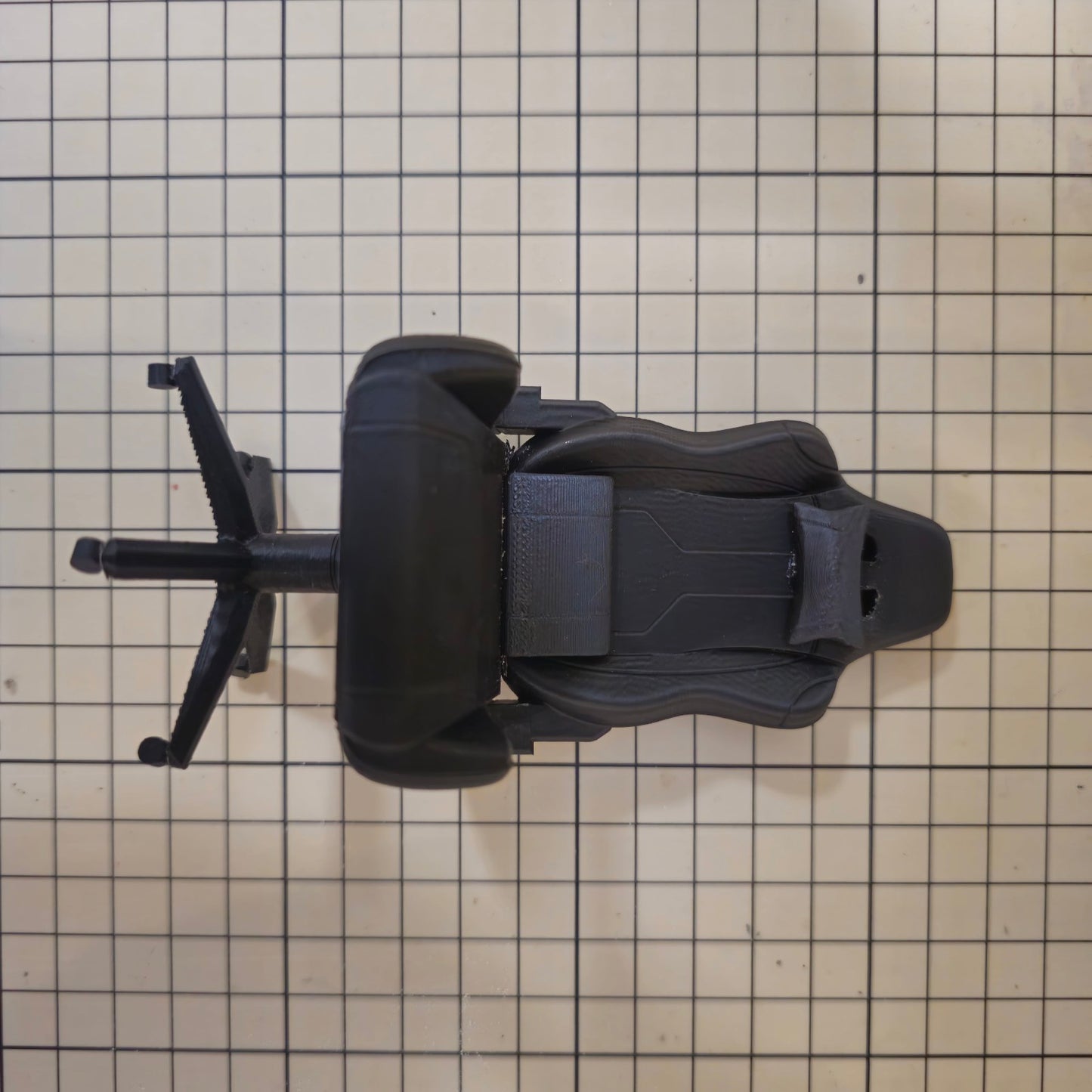 ミニチュアゲーミングチェア