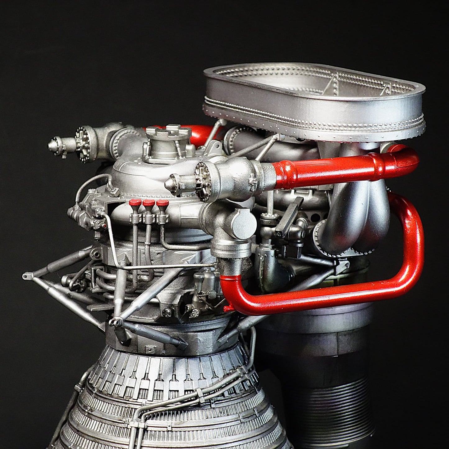 アポロ サターン V F-1 ロケットエンジン